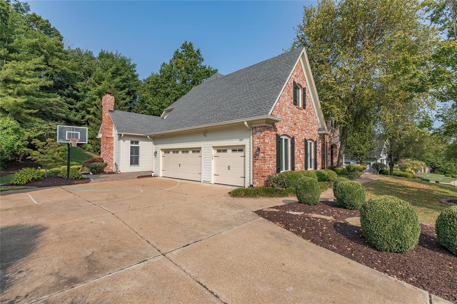 Country Lake Estates - Residential