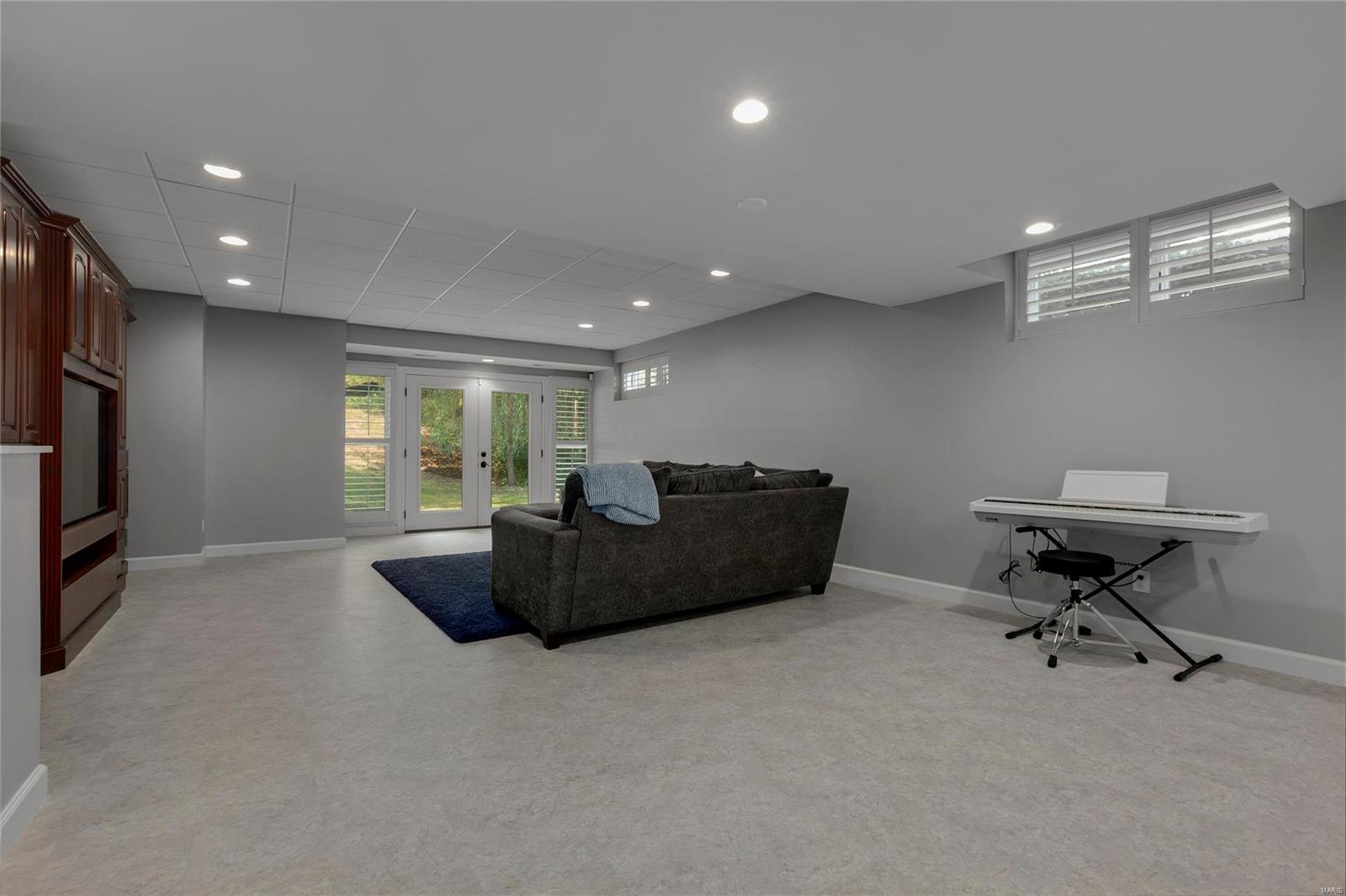 Country Lake Estates - Residential