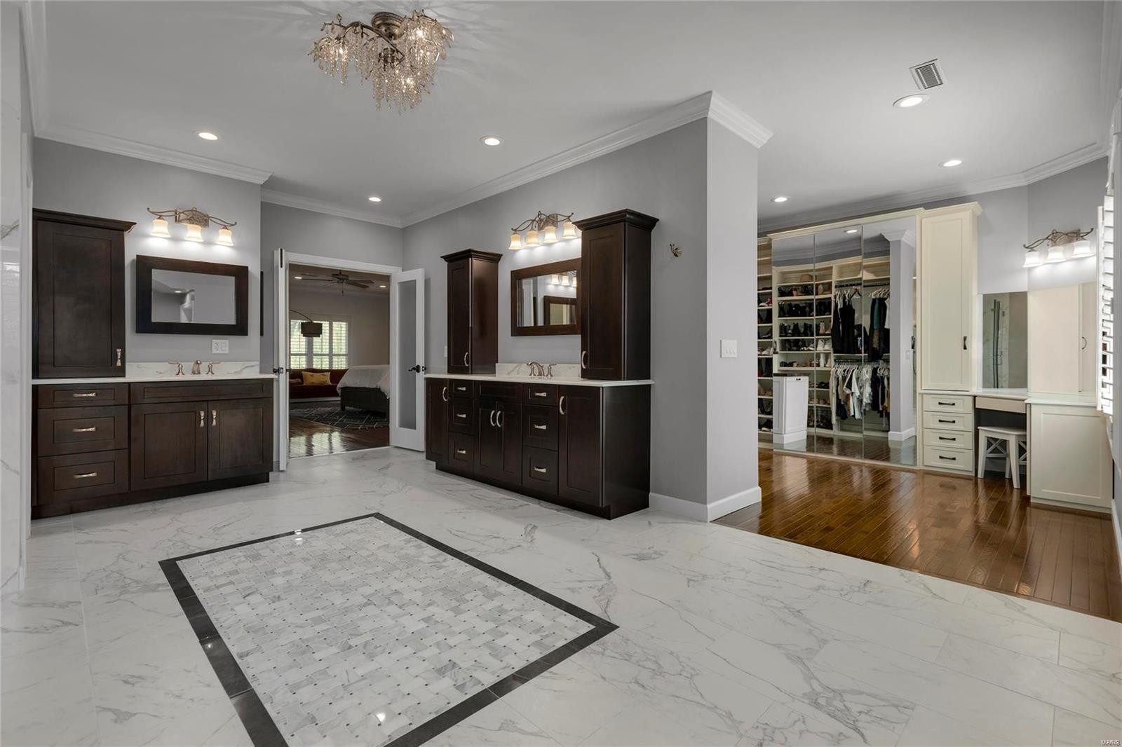 Country Lake Estates - Residential