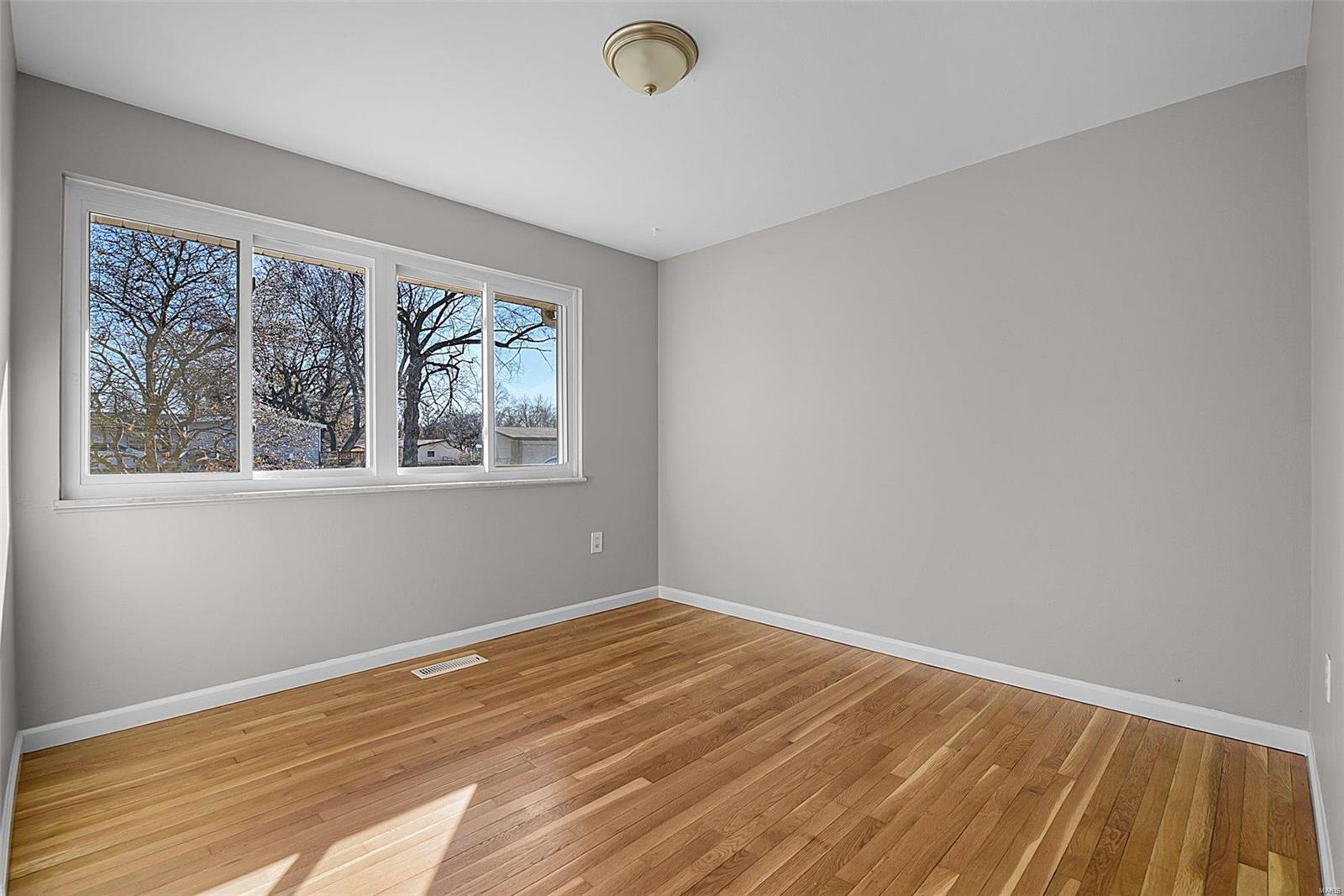 Paddock Hills 11 - Residential