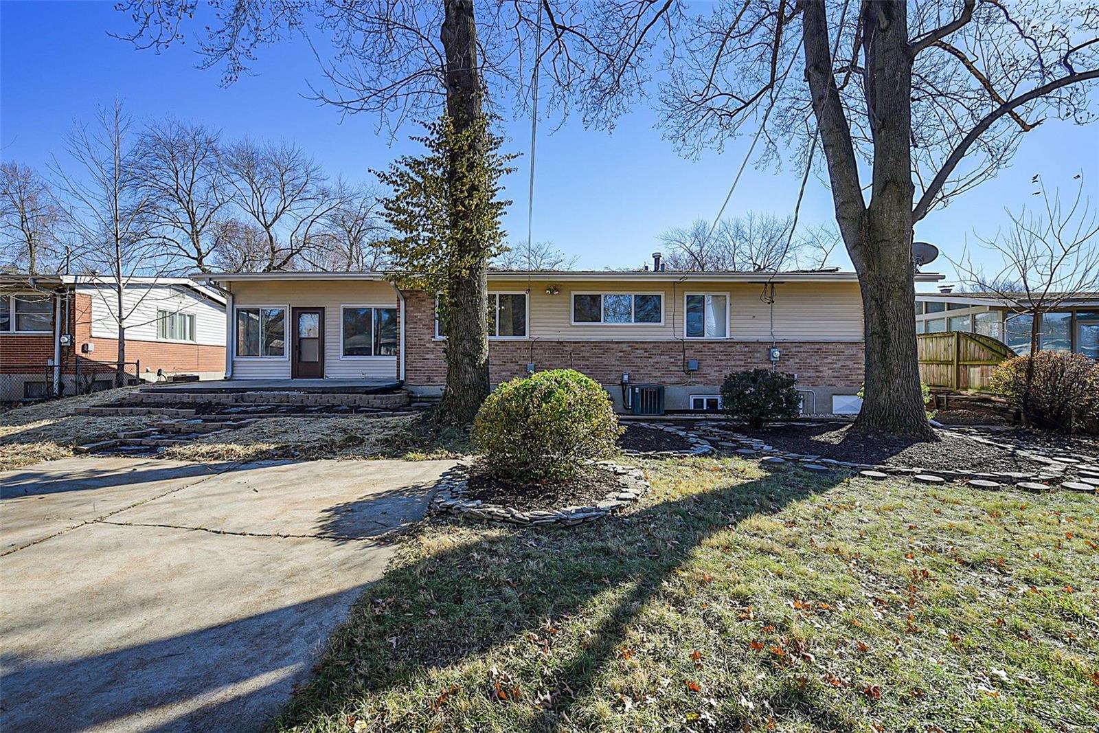 Paddock Hills 11 - Residential