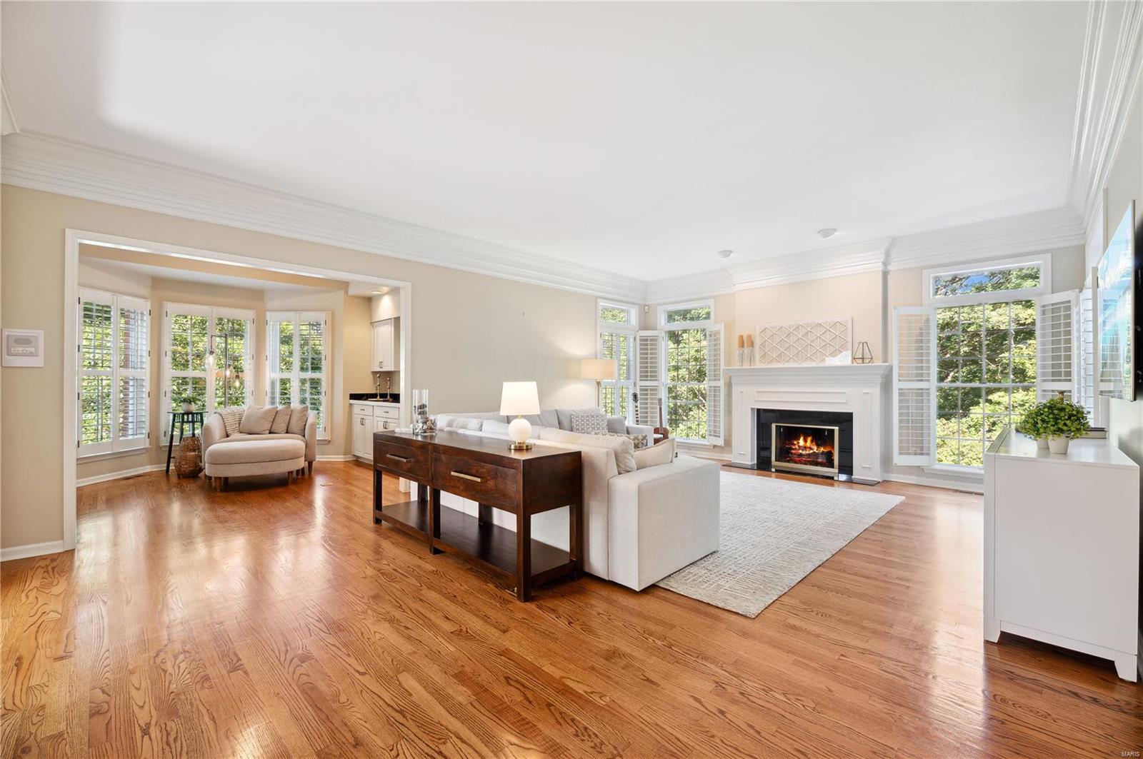 Kingspointe - Residential