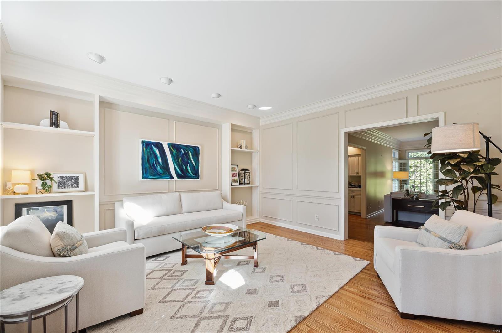 Kingspointe - Residential