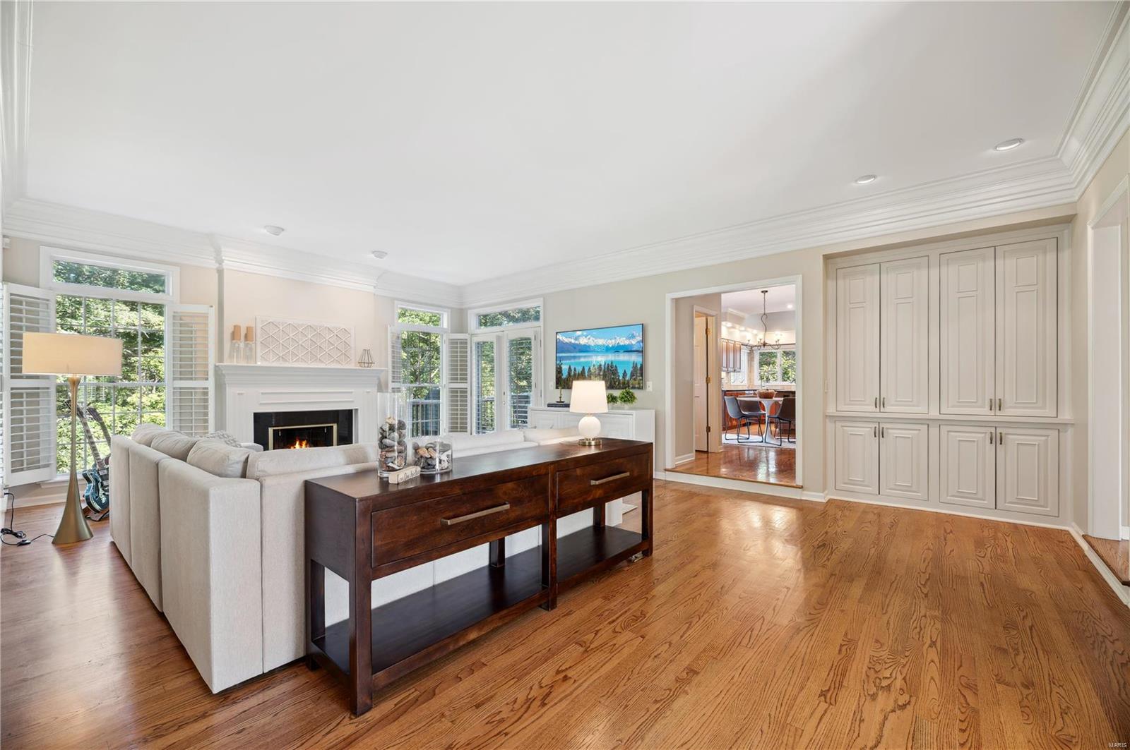 Kingspointe - Residential