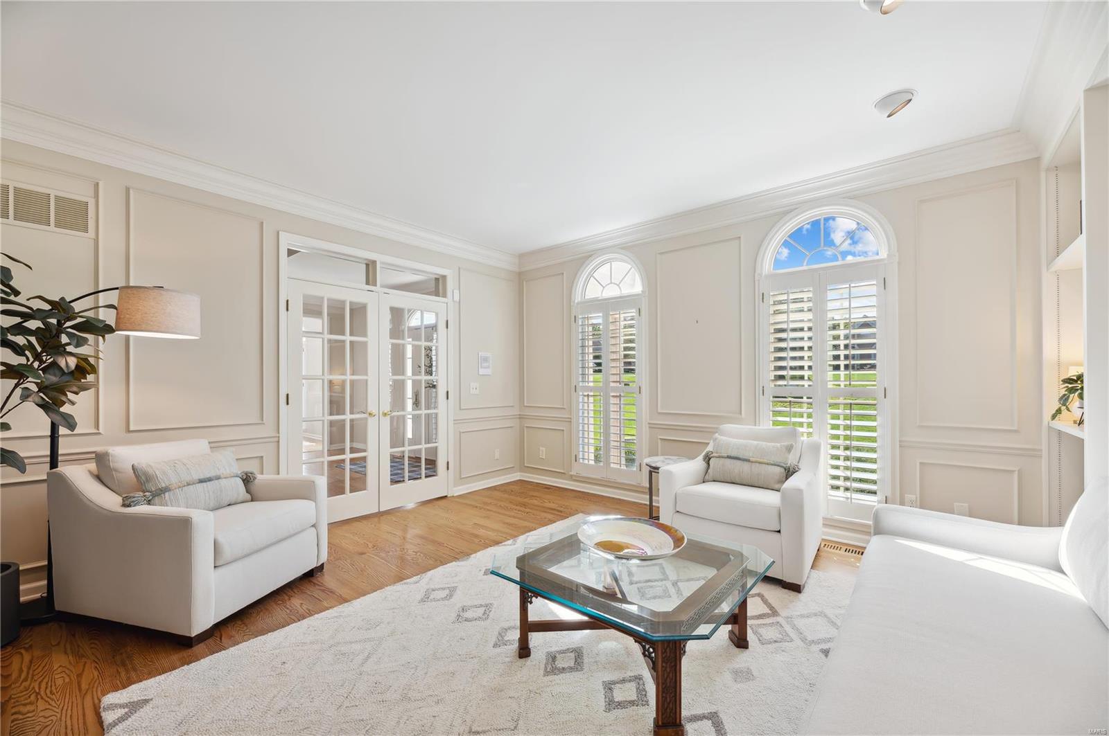 Kingspointe - Residential