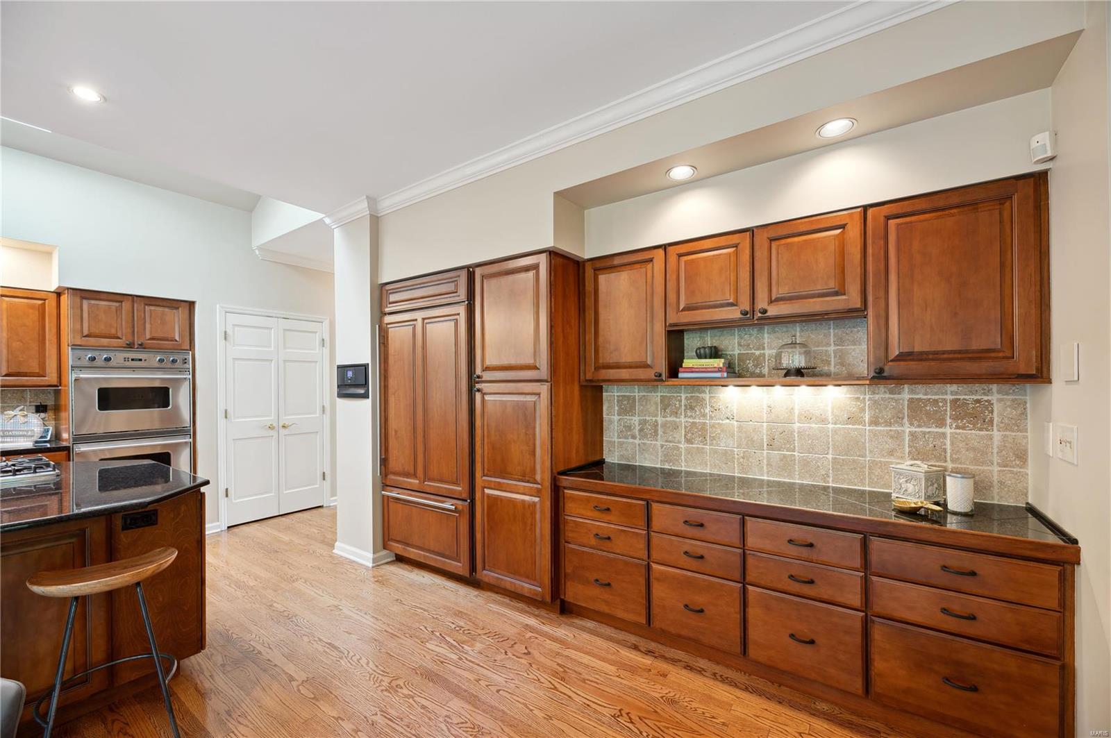 Kingspointe - Residential