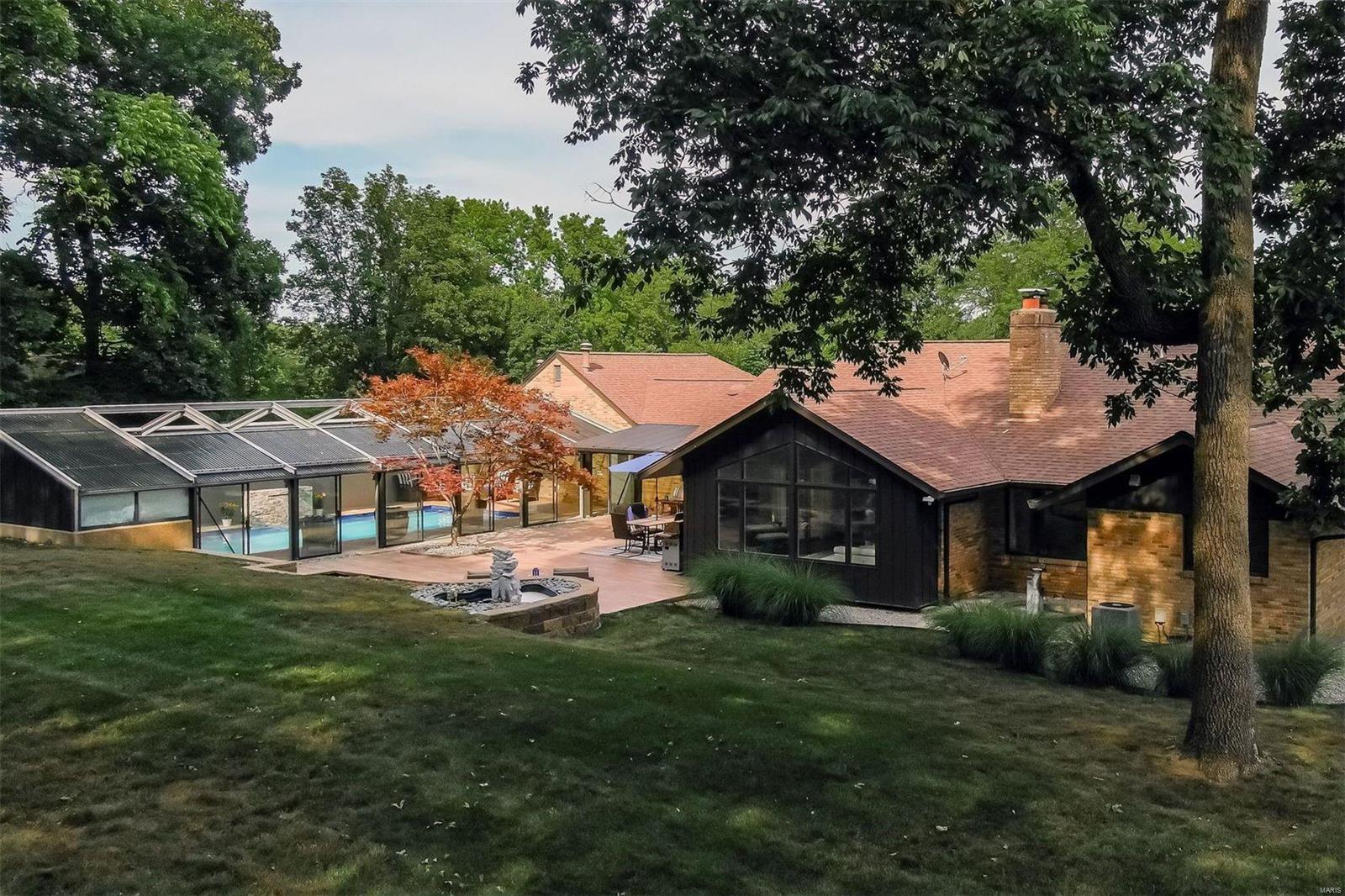 Meadowbrook Country Club Estates - Residential