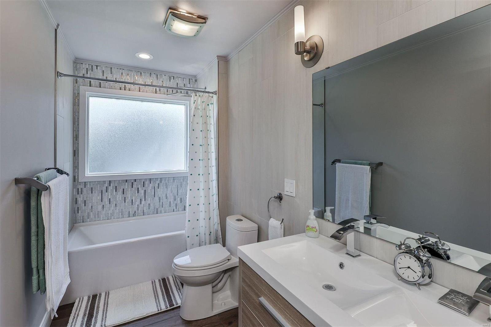 Meadowbrook Country Club Estates - Residential