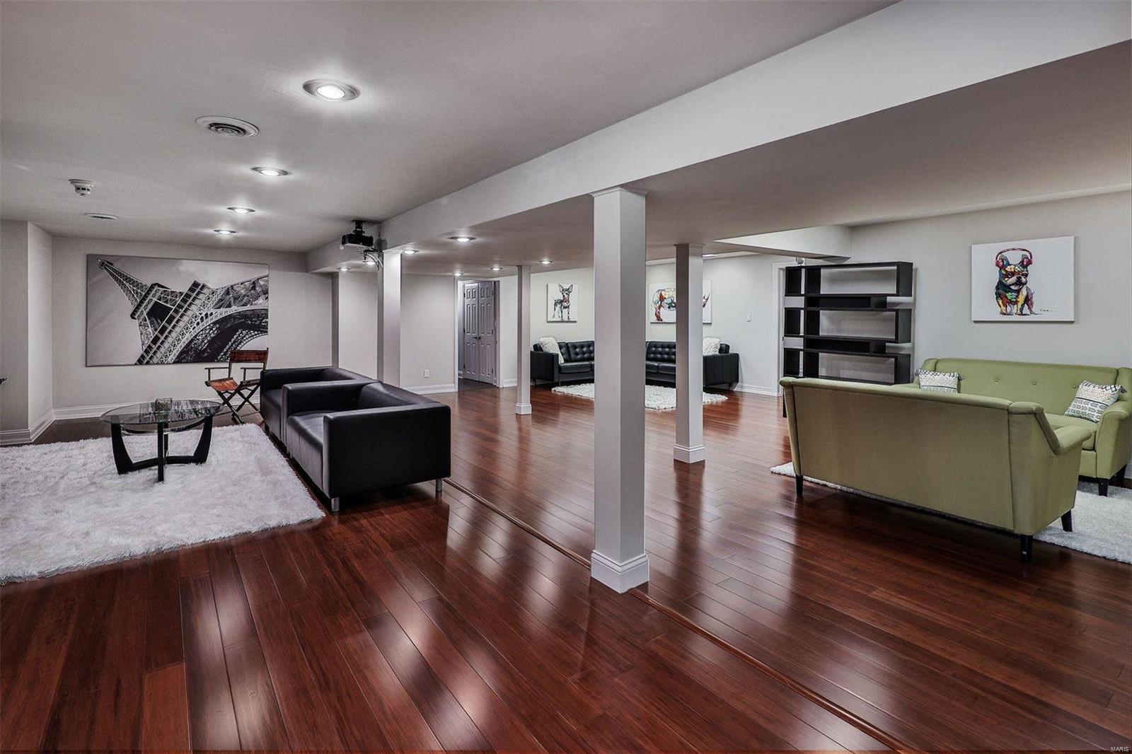 Meadowbrook Country Club Estates - Residential