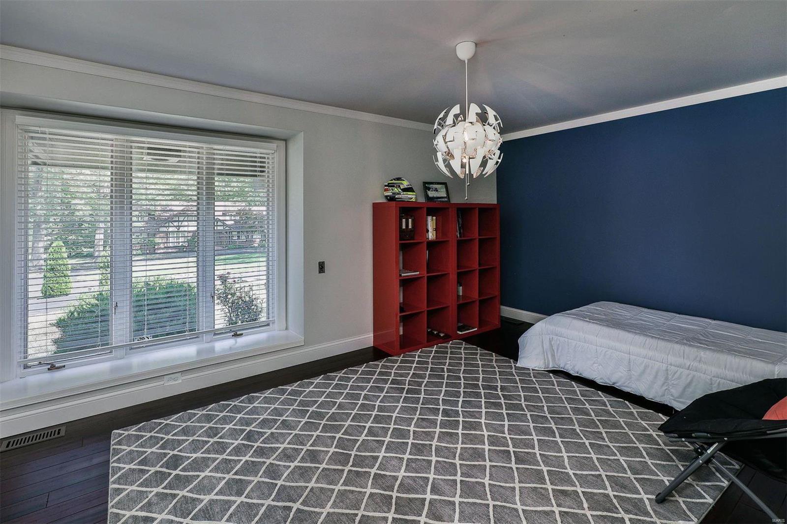 Meadowbrook Country Club Estates - Residential