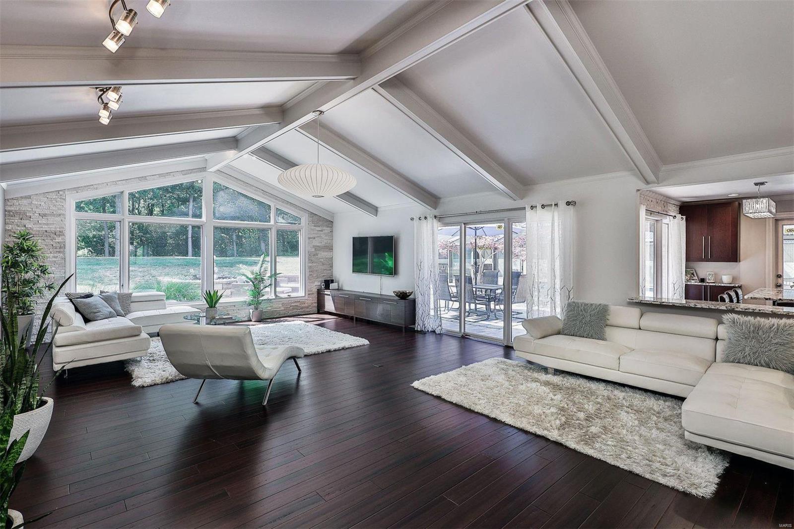 Meadowbrook Country Club Estates - Residential