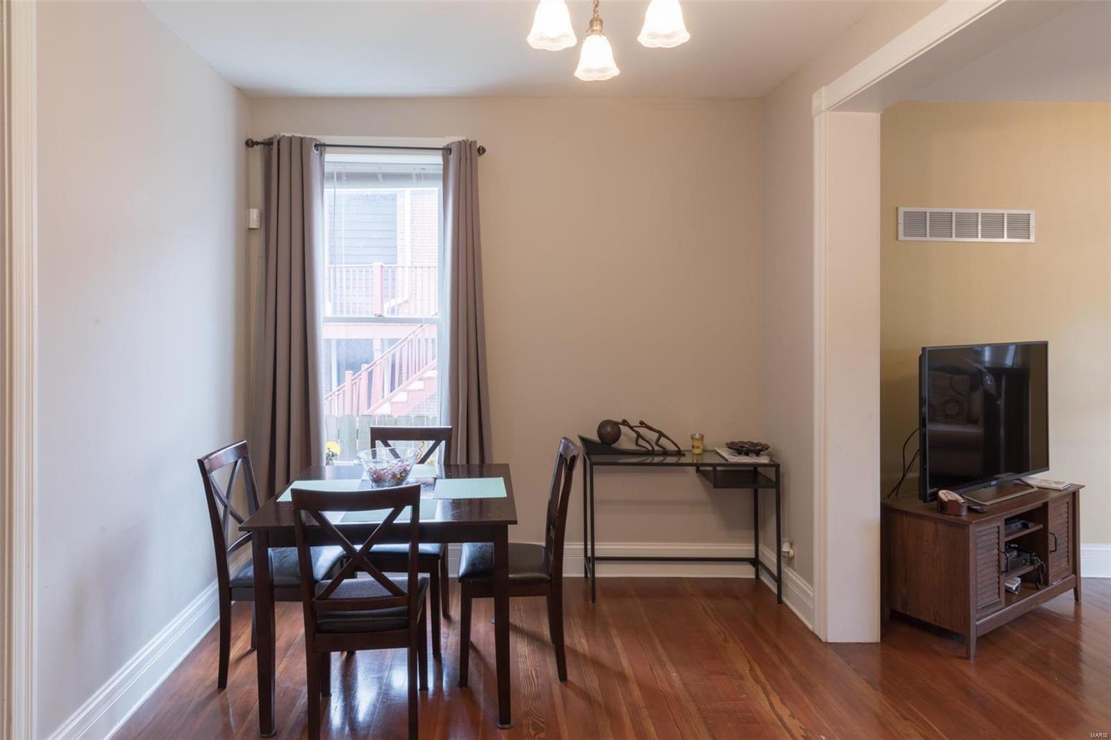 Victor Street Condos - Residential