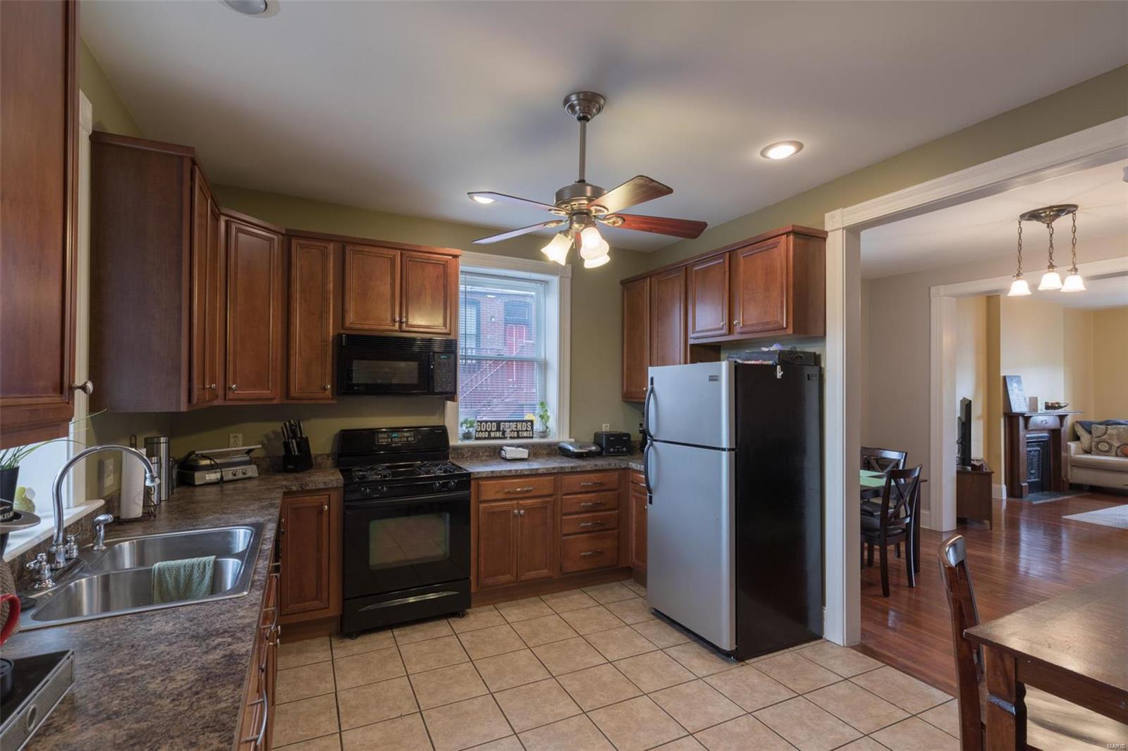 Victor Street Condos - Residential