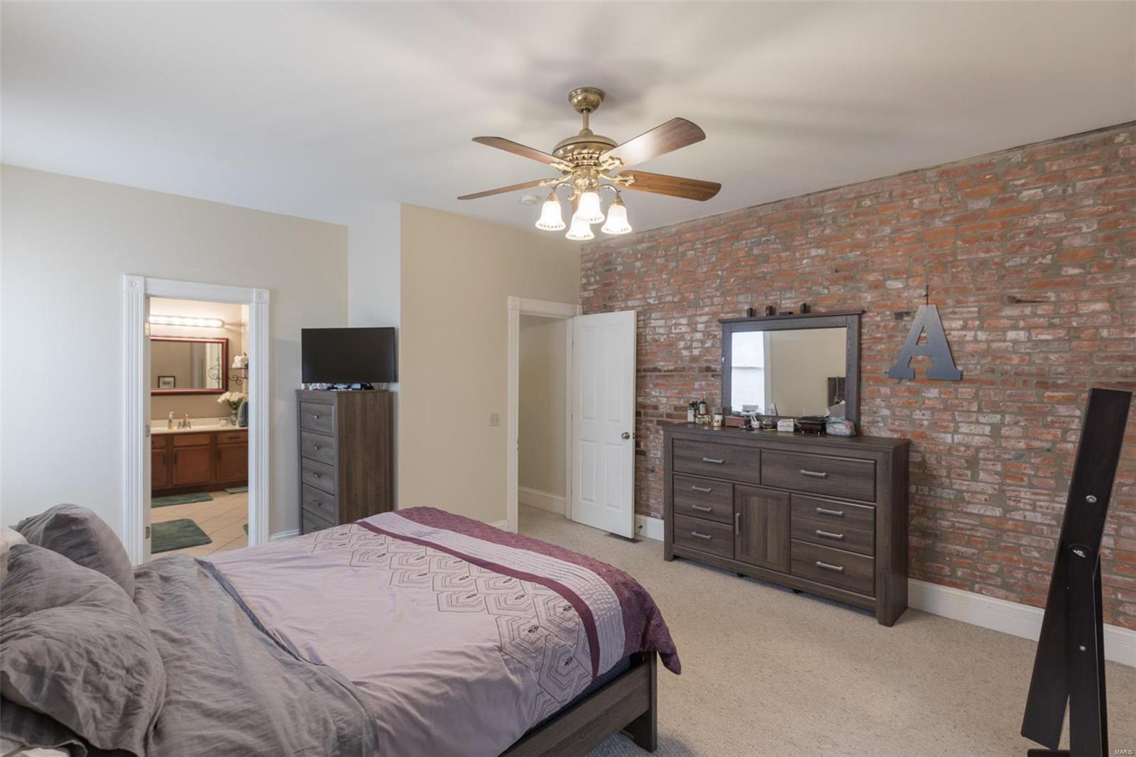 Victor Street Condos - Residential