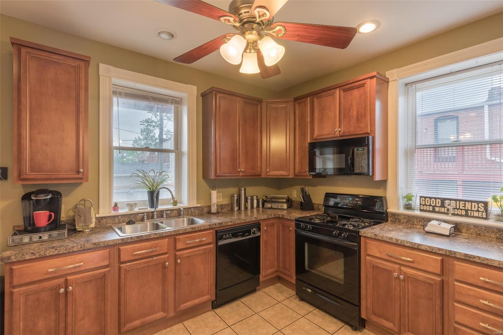 Victor Street Condos - Residential