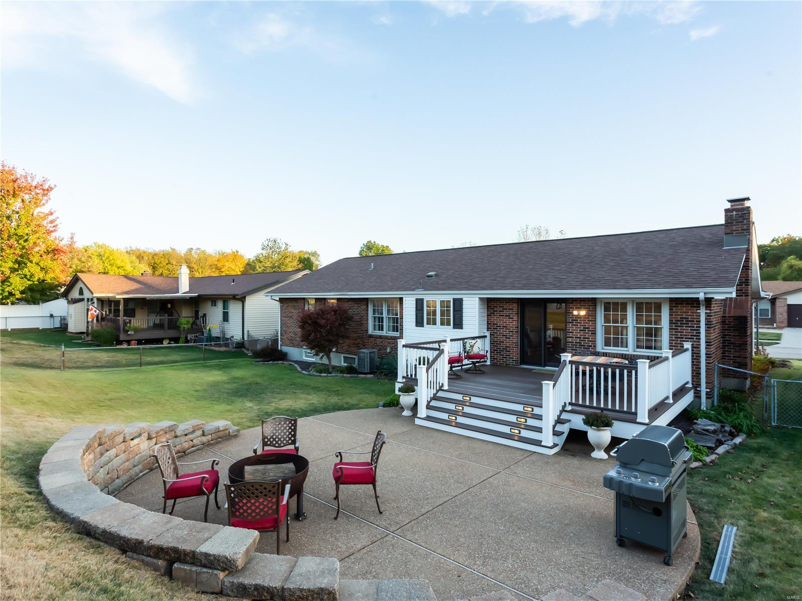 New England Town 8 - Residential