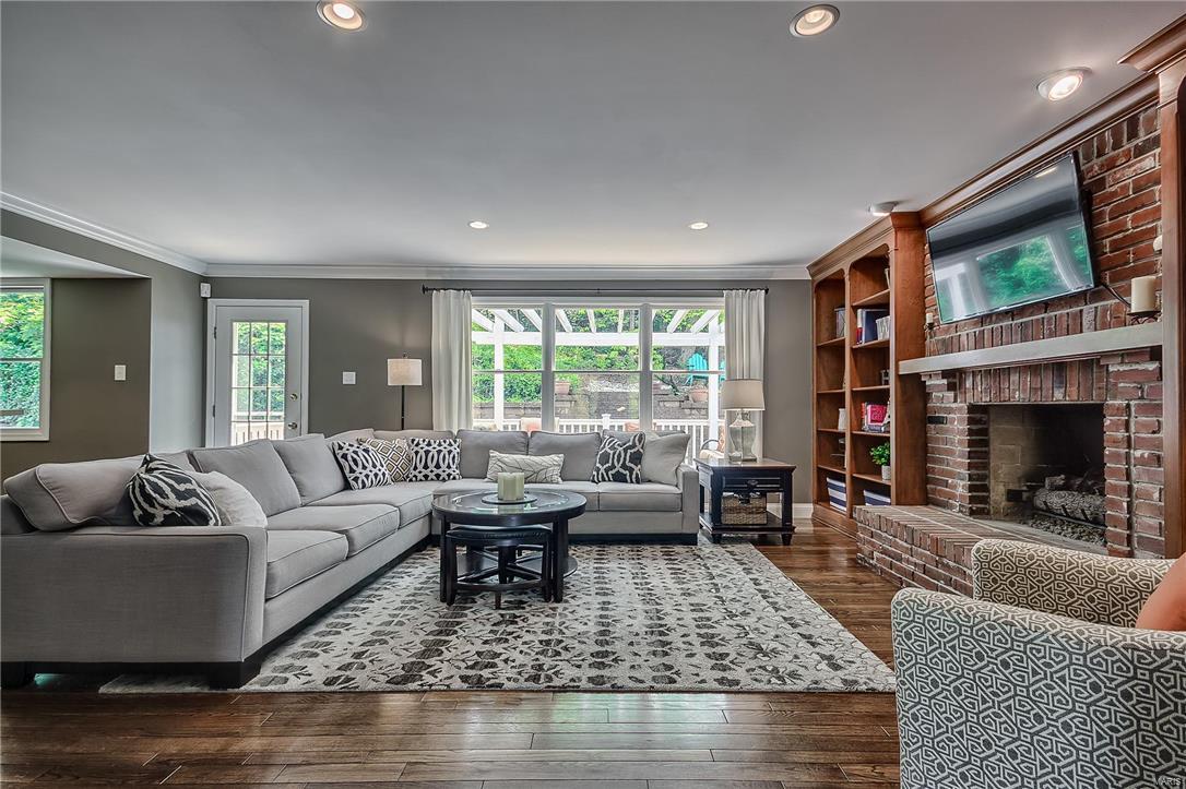 Dougherty Oaks - Residential