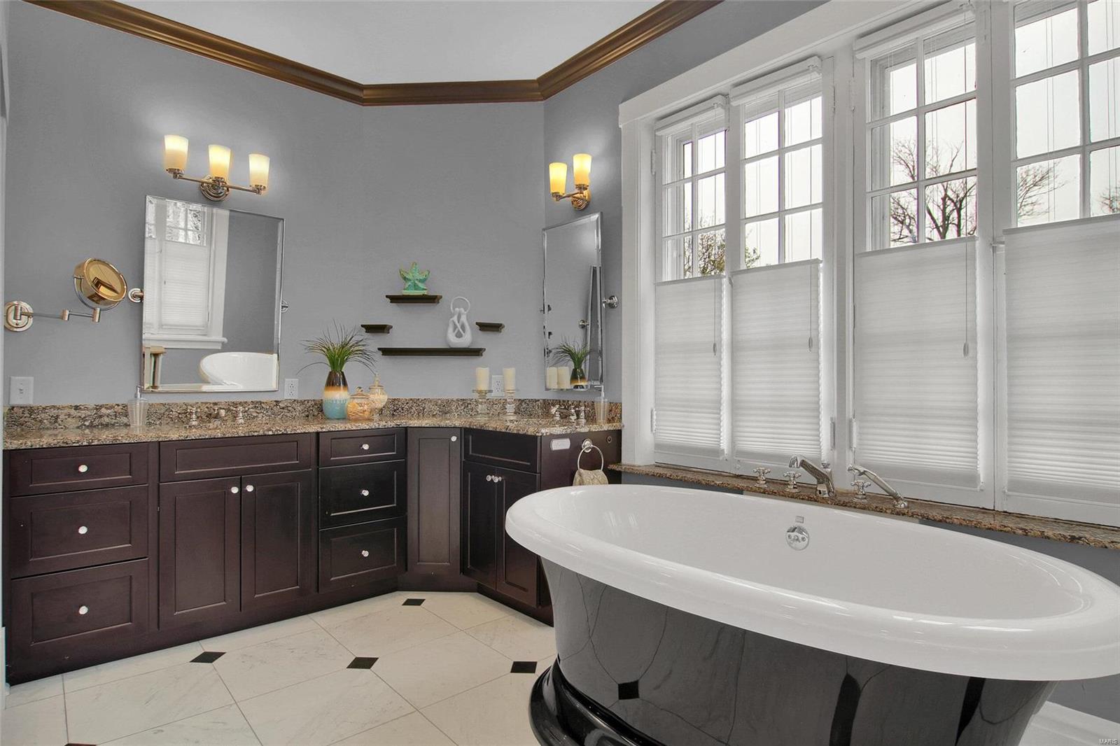 Hillcrest - Residential