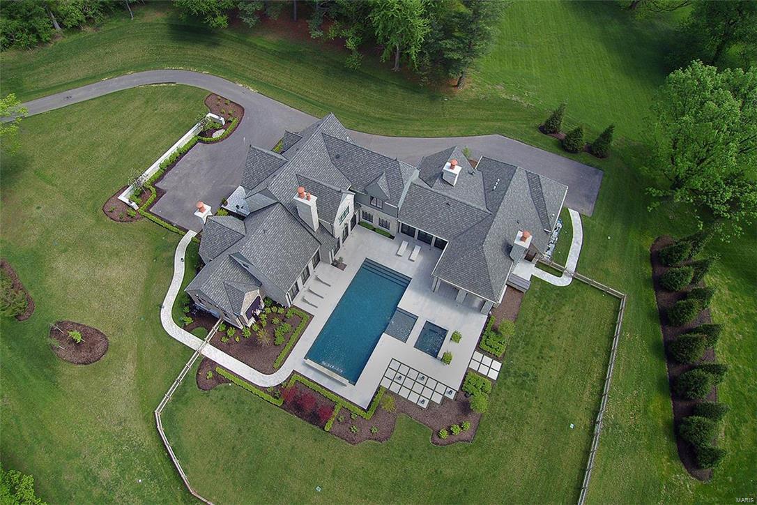 Von Schrader Estate Pt Of Lt 3 & Lt - Residential