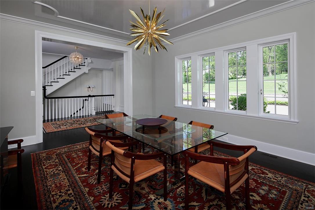 Von Schrader Estate Pt Of Lt 3 & Lt - Residential