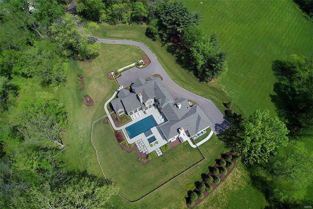 Von Schrader Estate Pt Of Lt 3 & Lt - Residential