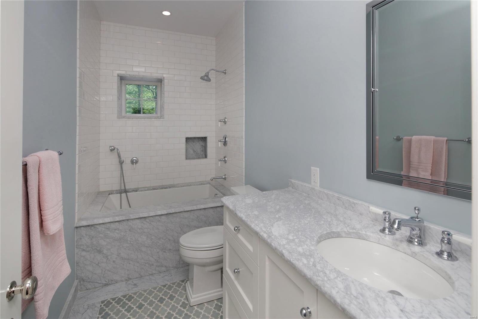 Von Schrader Estate Pt Of Lt 3 & Lt - Residential