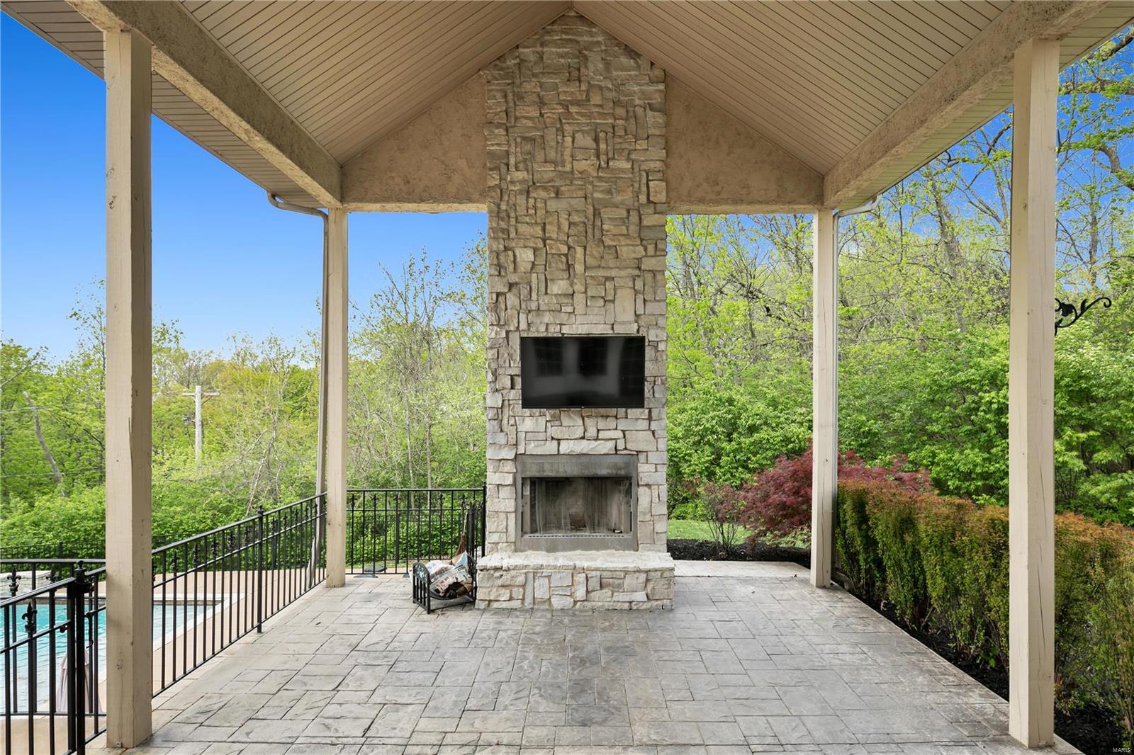 Ladue Pines 4 - Residential