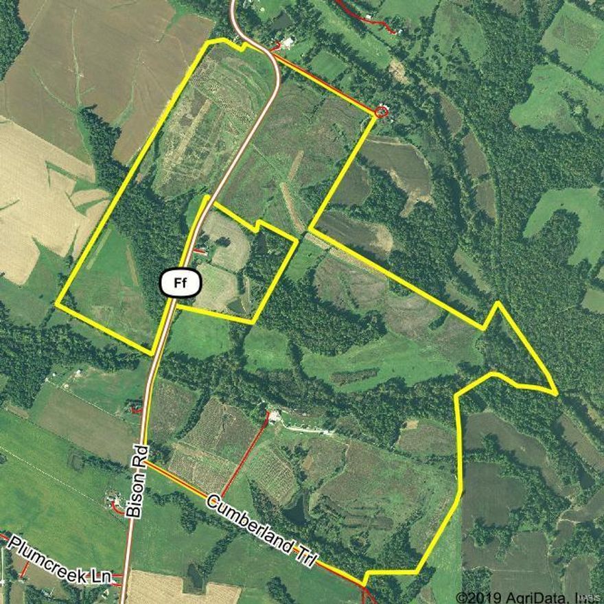 520 acres m/l hunting preserve. Full lodge that includes skeet towers and trap field.  Abundant deer & turkey call this place home. Currently enrolled in CRP, contract expires in 2020.  When CRP expires farm will have 354 acres tillable.