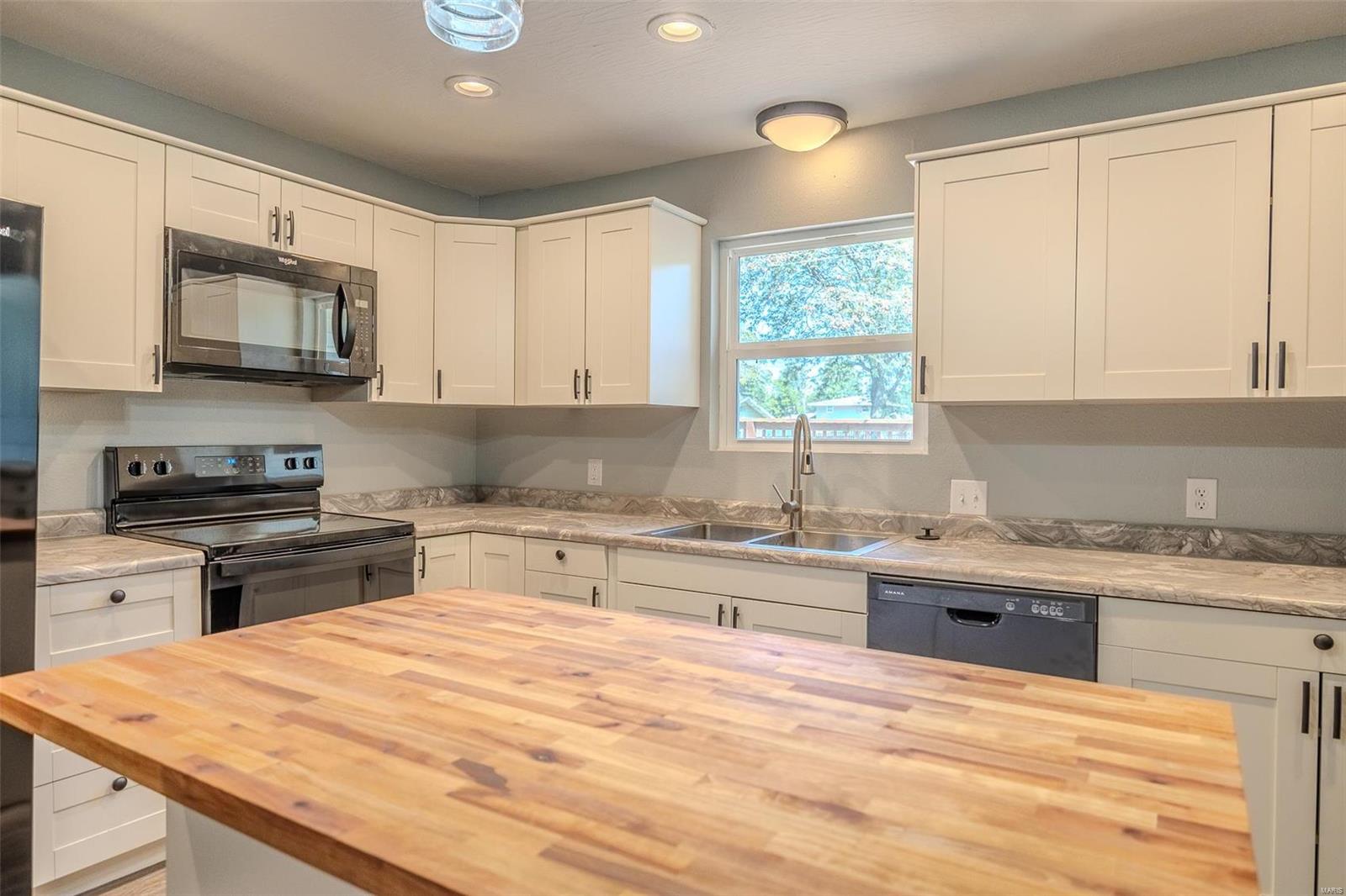 NORTHGATE HILLS - Residential