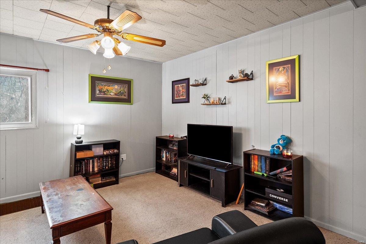 1011 Kuhlman Lane