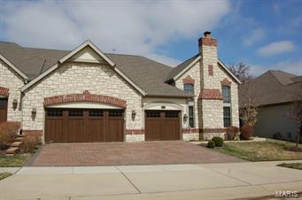 Villas At Meadowbrook The - Residential