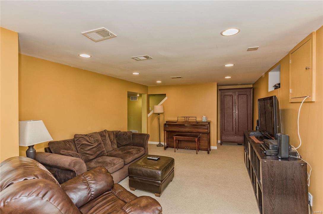 Gravois Gardens - Residential