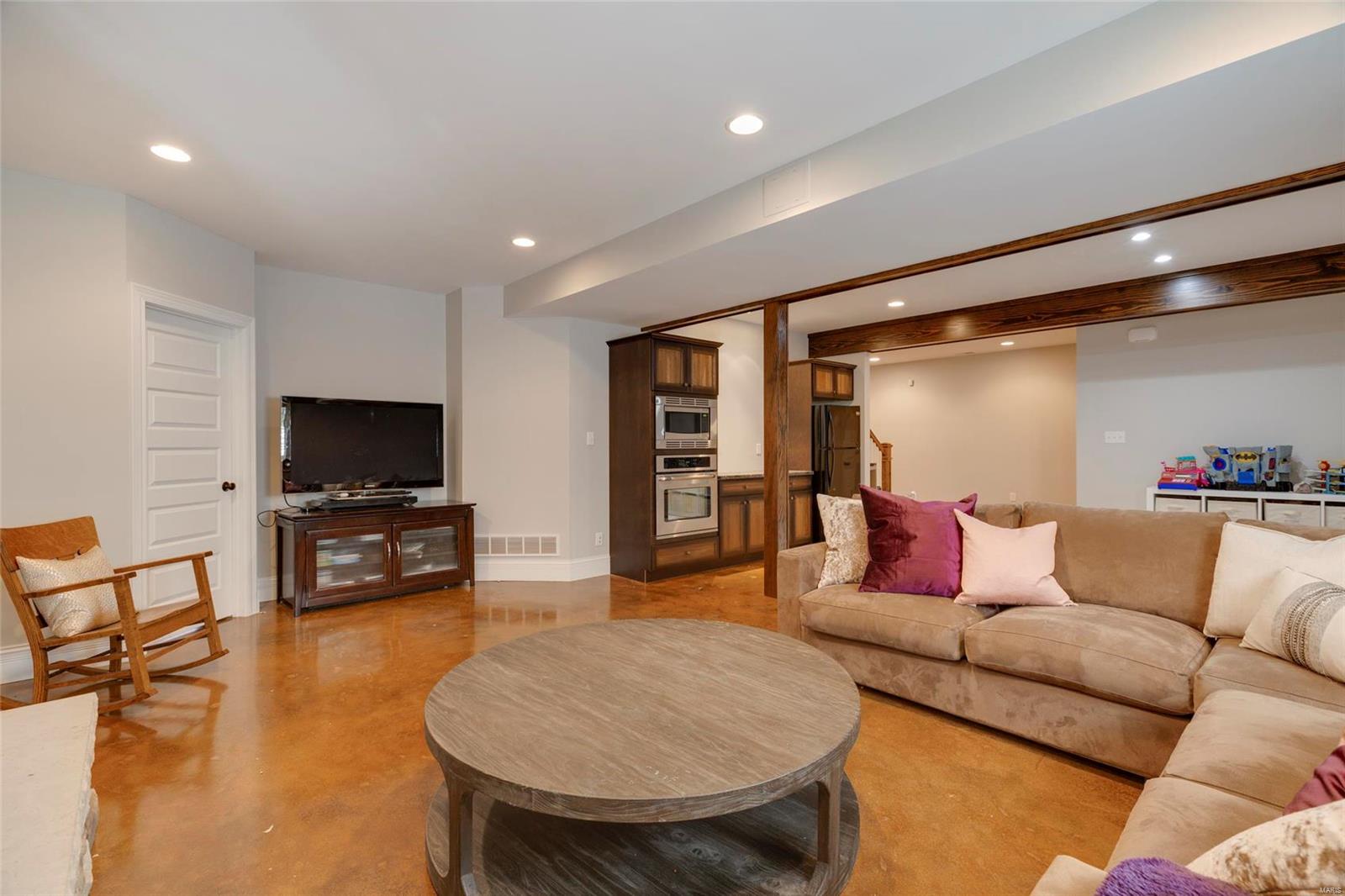 Section 1-44-5 Lt Consolidation Aka - Residential