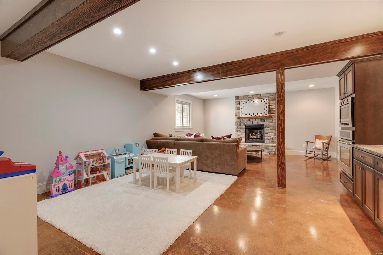 Section 1-44-5 Lt Consolidation Aka - Residential