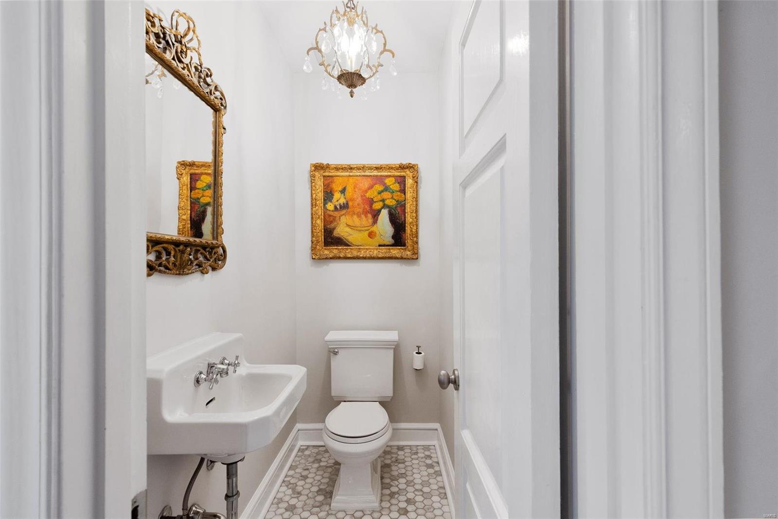 Davis Place - Residential