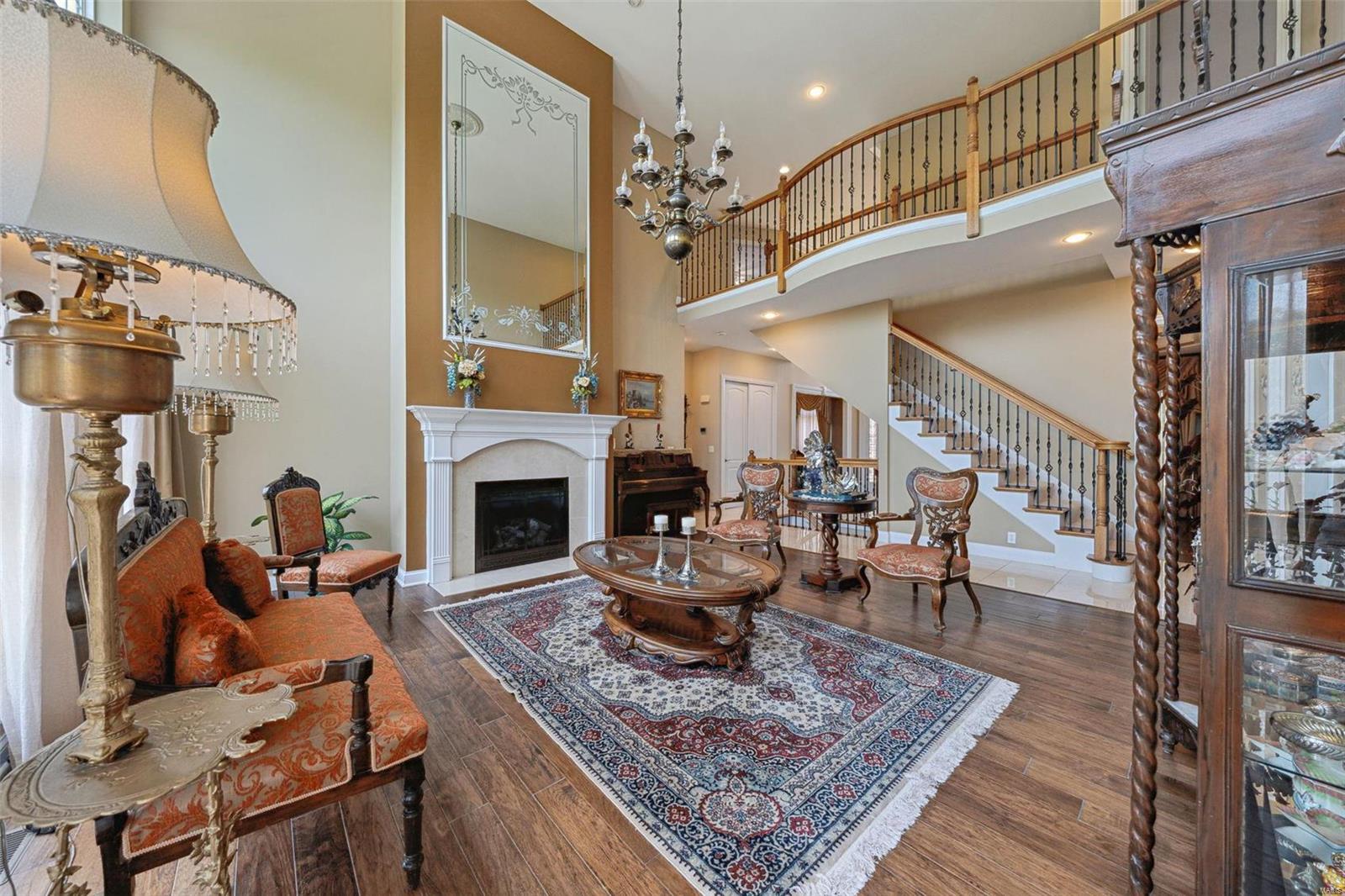 Boxwood Manor - Residential