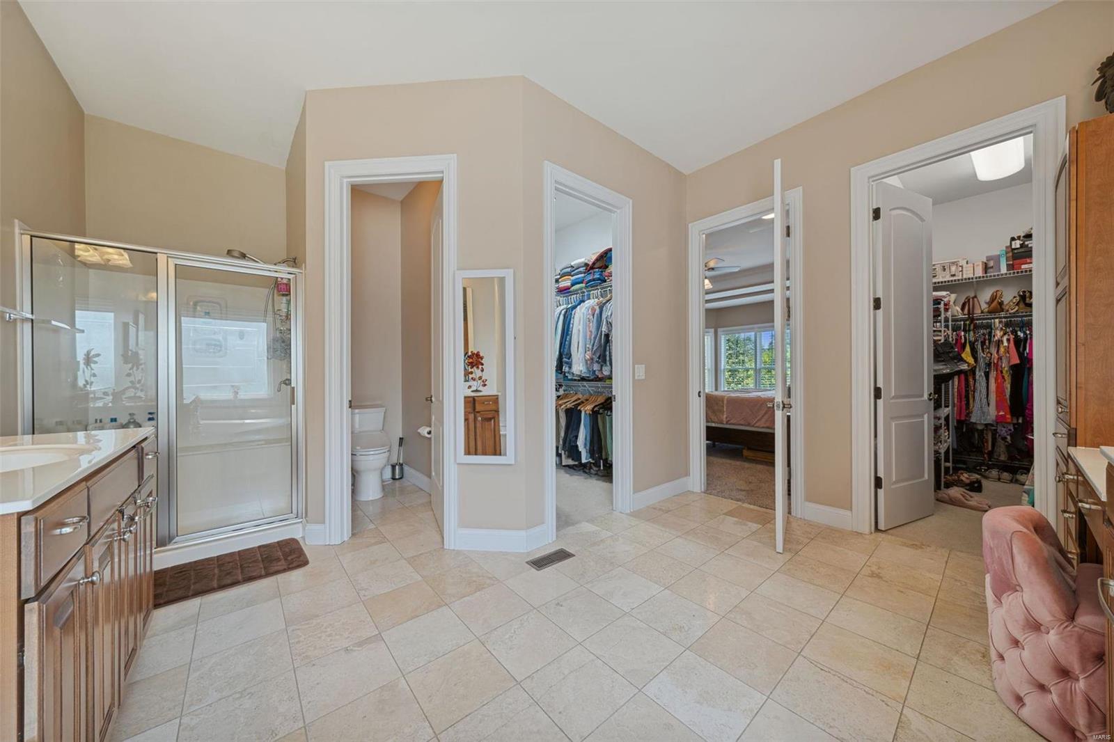 Boxwood Manor - Residential