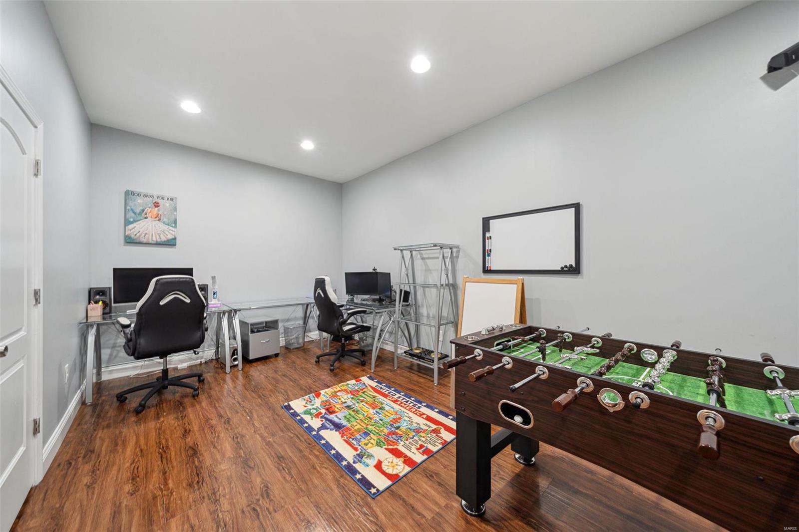 Boxwood Manor - Residential