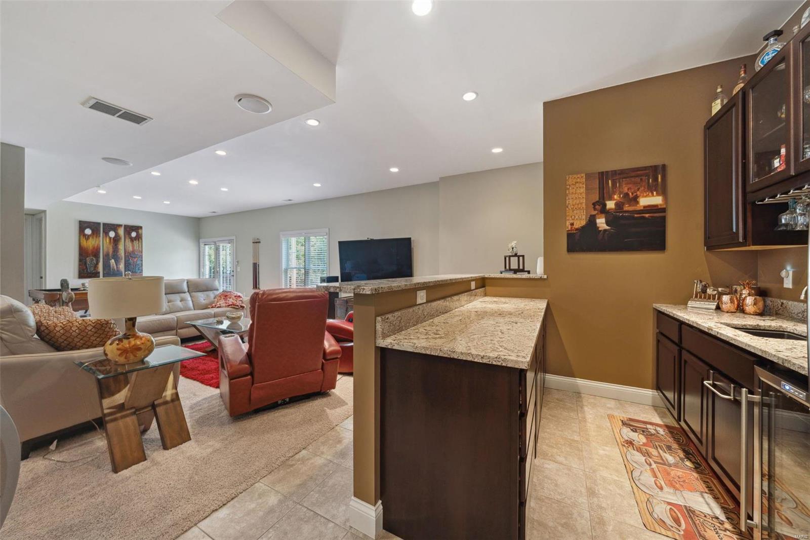 Boxwood Manor - Residential