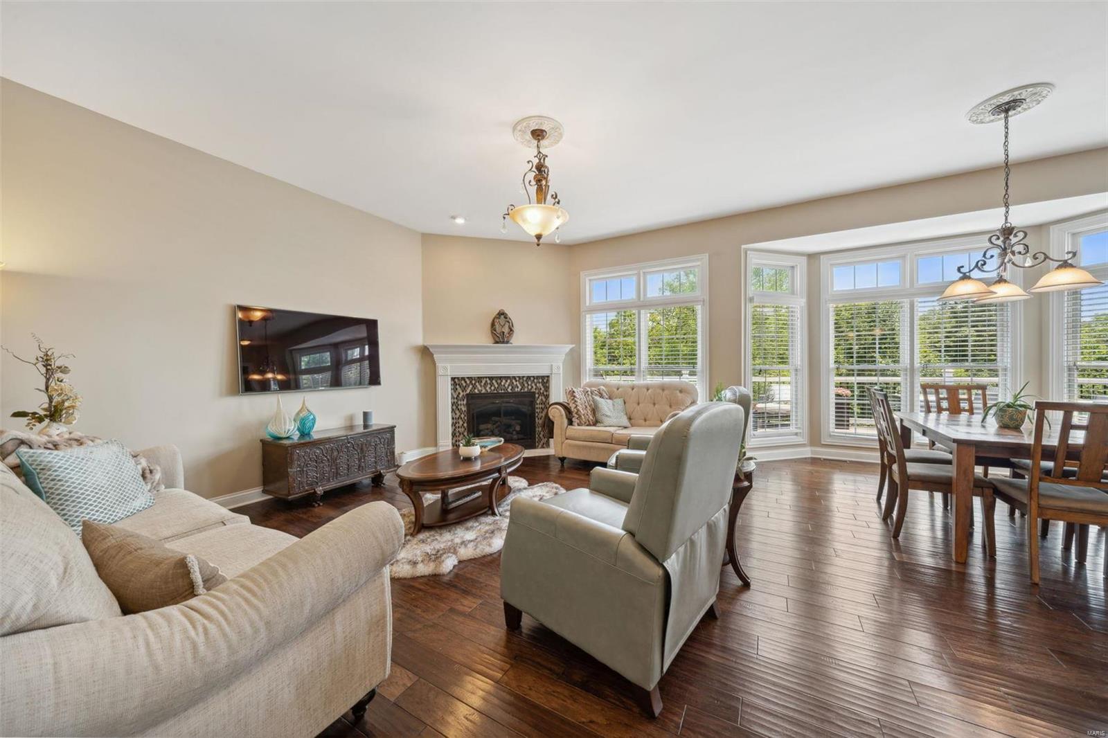 Boxwood Manor - Residential