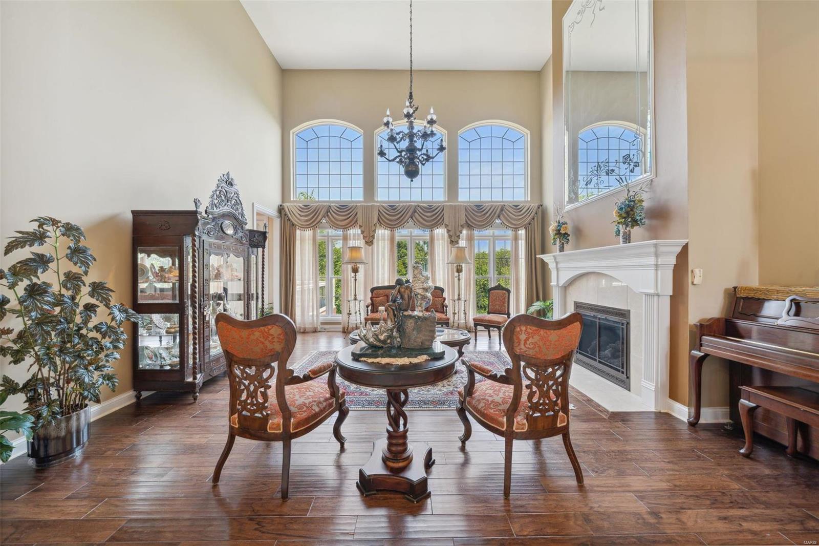 Boxwood Manor - Residential