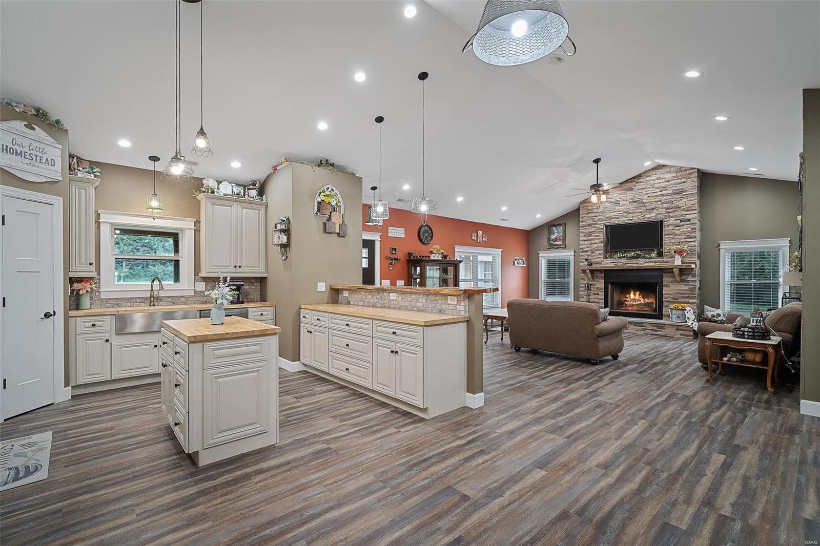 KK Trailer Court - Residential