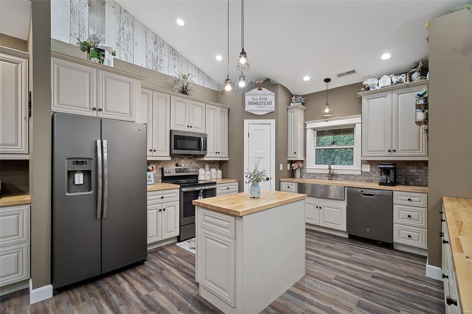 KK Trailer Court - Residential