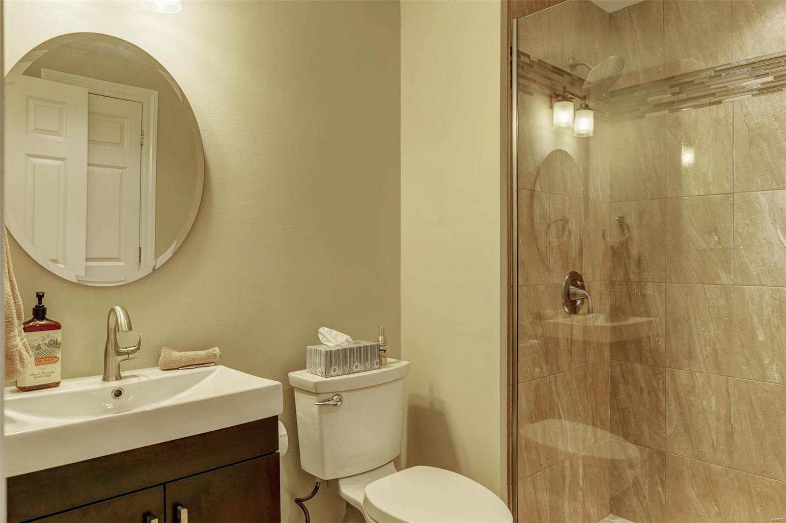 North Pointe Clayton - Residential