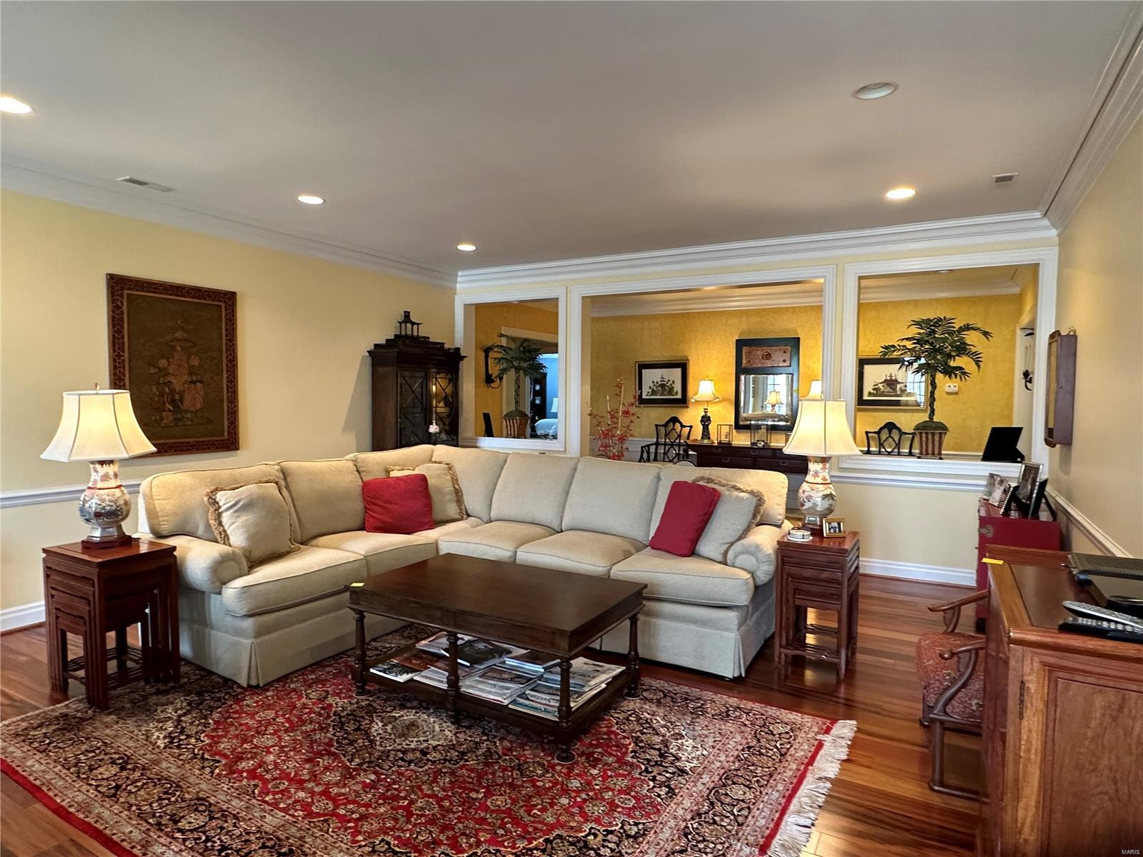 Adams Court Condo Ph 7 - Residential