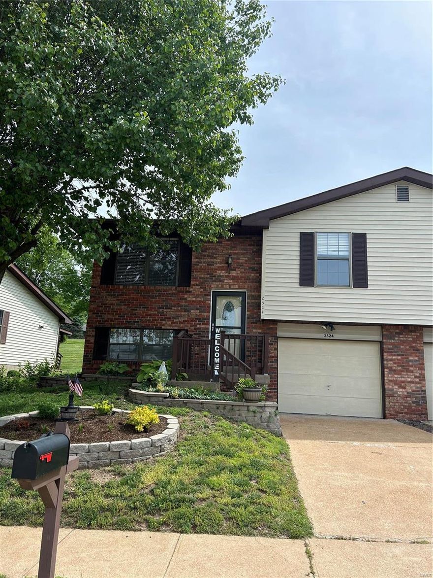 An easy life style, HOA cuts grass, removes snow, power washes, exterior paint excluding decks and front porch railings, cleans gutters all for $93 per month.  Quiet community close to any and all shopping you may need or want.  1 mile to Fox schools. Nice finished lower level offers an office, 1/2 bath and large family room.  Large storage/laundry room.  Large 1 car  garage.  Enjoy this covered deck.  This home needs some fresh paint,  and some updating over time.   Make it your new home.  This is not a condo. A full Homeowners Insurance policy required.  There is a rental limitation. Check with HOA before writing an offer if you are an investor. Location: End Unit