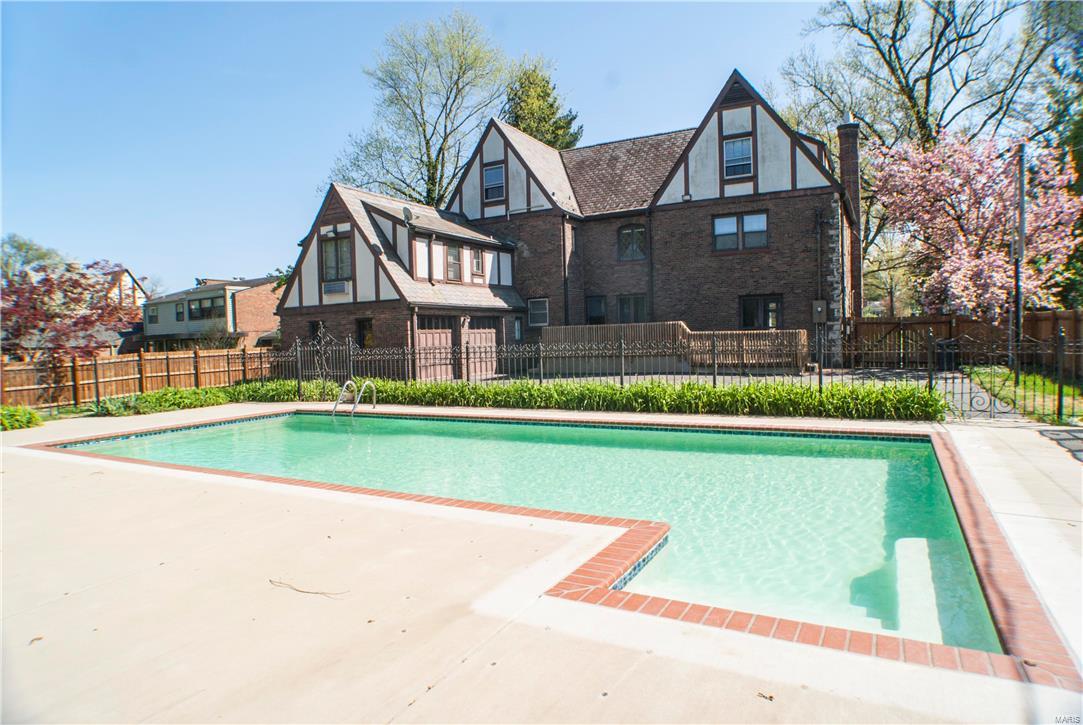 La Hacienda - Residential