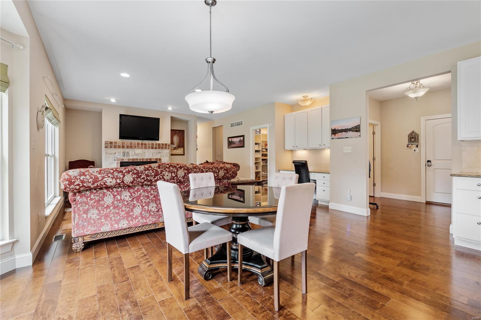 Colonial Hills - Residential