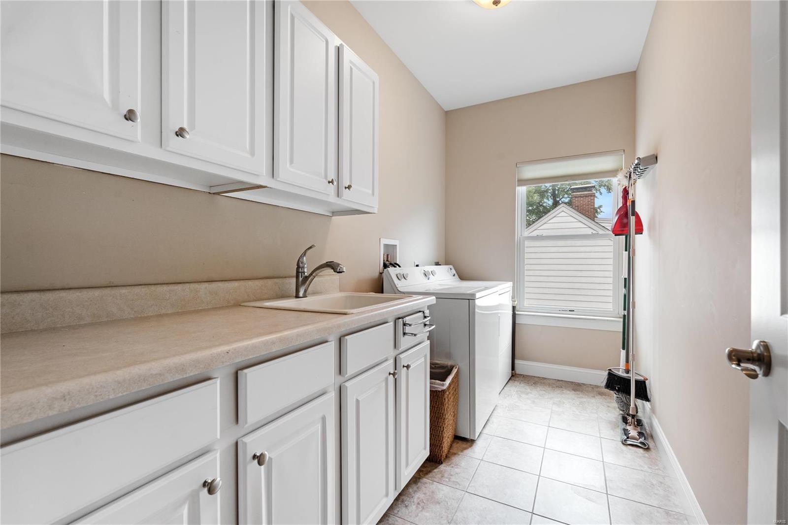 Colonial Hills - Residential