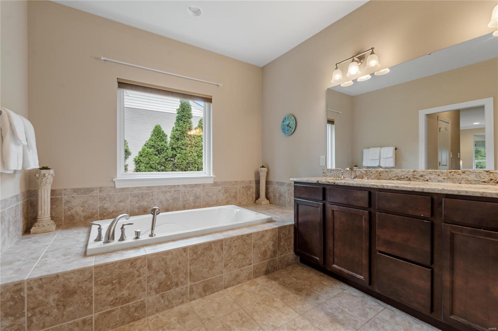 Colonial Hills - Residential